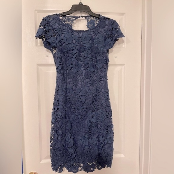 Lulus Backless Navy Blue Lace Dress - Size Medium - Picture 2 of 3